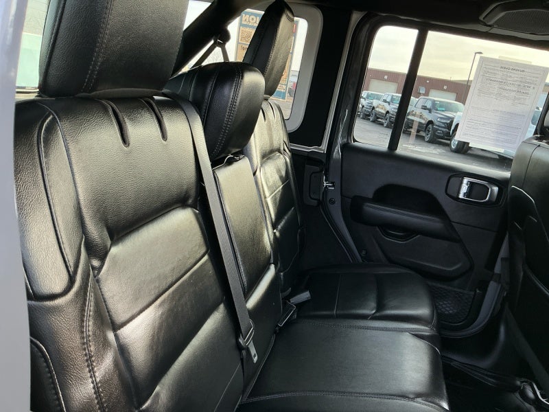 2020 Jeep Wrangler Unlimited Sahara Altitude 4X4