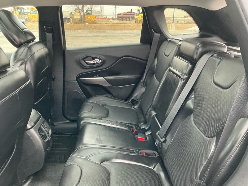 2019 Jeep Cherokee Overland 4x4