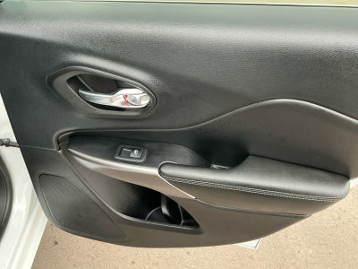 2019 Jeep Cherokee Overland 4x4