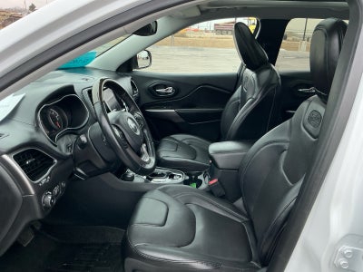 2019 Jeep Cherokee Overland 4x4