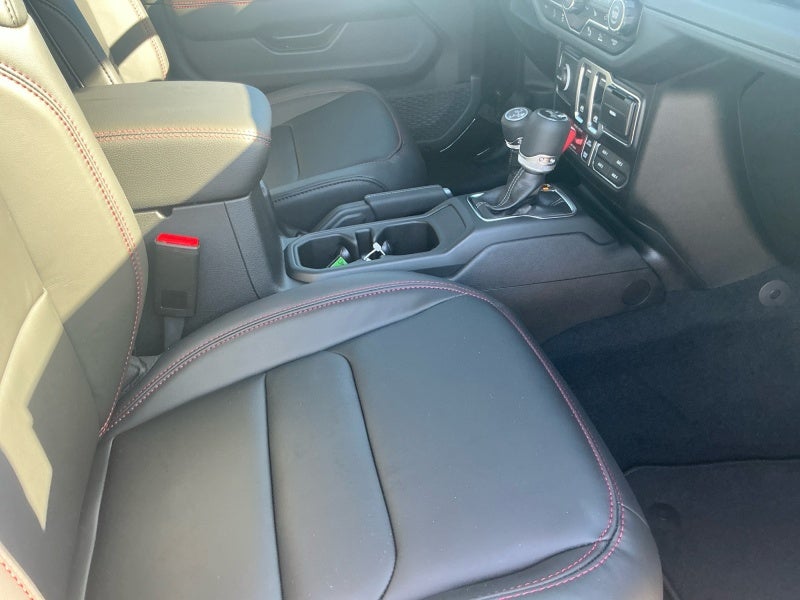 2027 Jeep Wrangler WRANGLER 2-DOOR RUBICON X