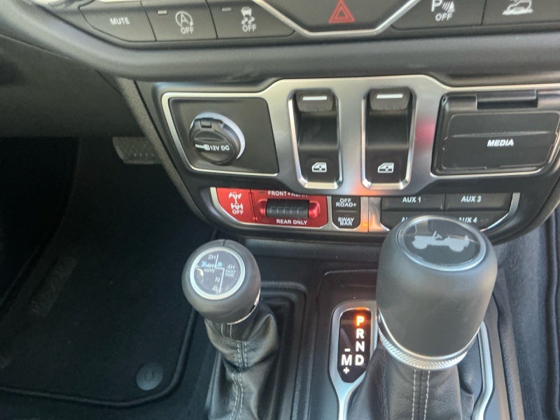 2027 Jeep Wrangler WRANGLER 2-DOOR RUBICON X