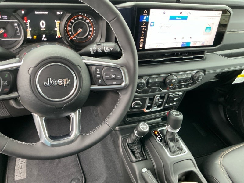2027 Jeep Wrangler WRANGLER 4-DOOR SAHARA