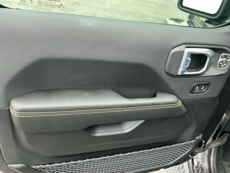 2027 Jeep Wrangler WRANGLER 4-DOOR SAHARA