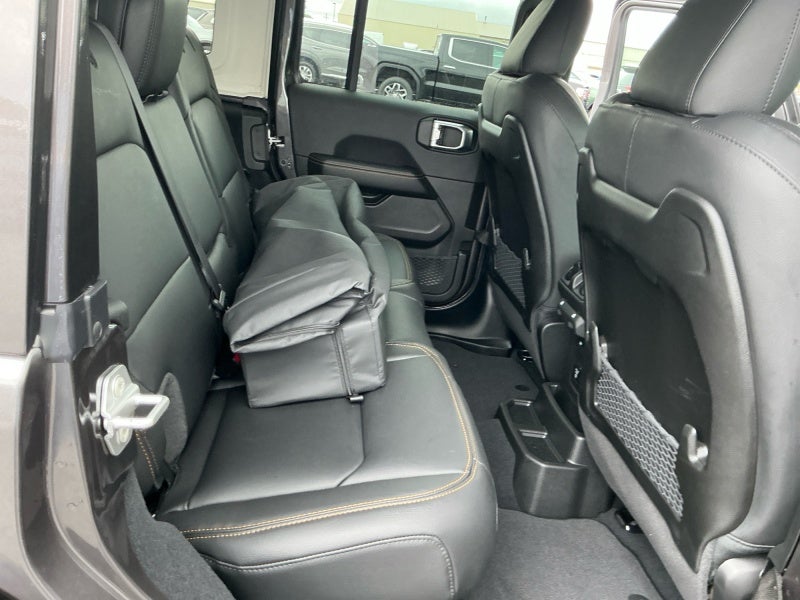 2027 Jeep Wrangler WRANGLER 4-DOOR SAHARA