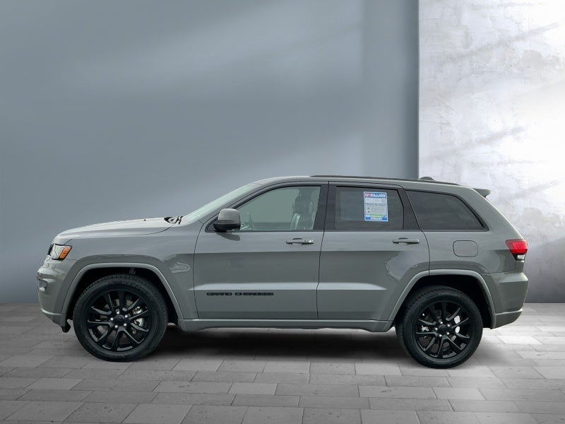 2021 Jeep Grand Cherokee Laredo X 4x4
