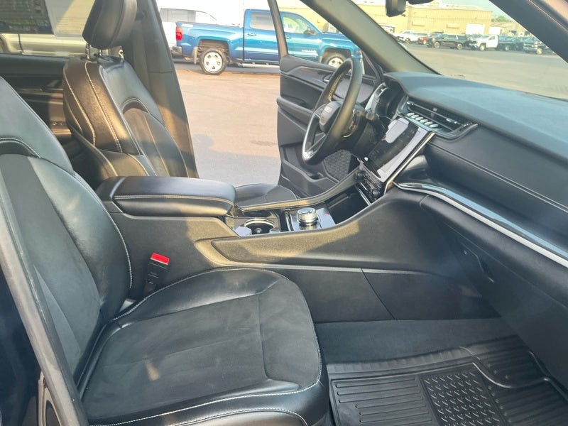 2023 Jeep Grand Cherokee Altitude 4x4