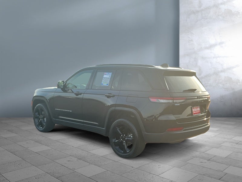 2023 Jeep Grand Cherokee Altitude 4x4