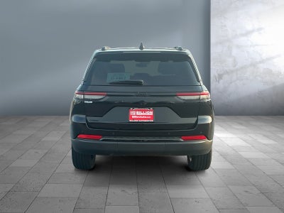 2023 Jeep Grand Cherokee Altitude 4x4