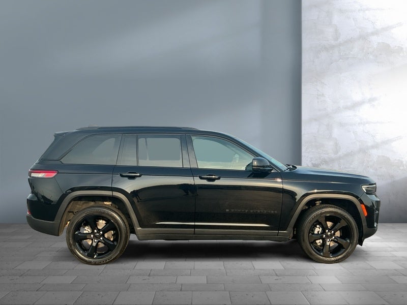 2023 Jeep Grand Cherokee Altitude 4x4