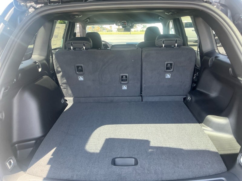 2026 Jeep Grand Cherokee GRAND CHEROKEE LAREDO 4X4