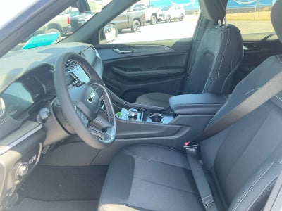 2026 Jeep Grand Cherokee GRAND CHEROKEE LAREDO X 4X4