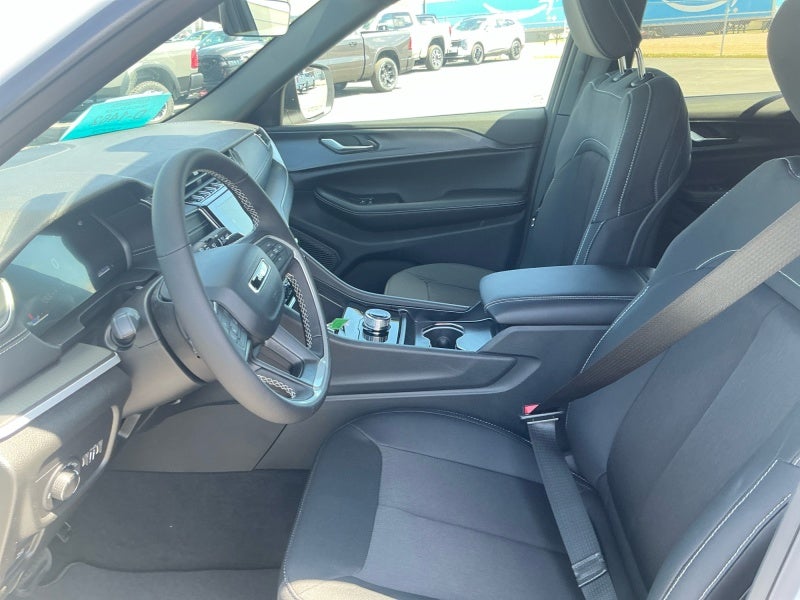 2026 Jeep Grand Cherokee GRAND CHEROKEE LAREDO X 4X4