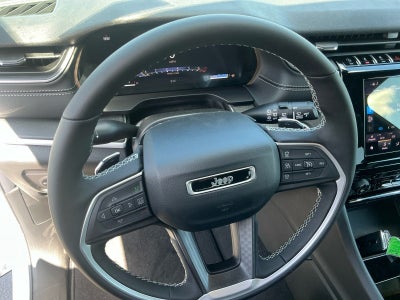 2026 Jeep Grand Cherokee GRAND CHEROKEE LAREDO X 4X4