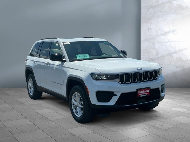 2026 Jeep Grand Cherokee GRAND CHEROKEE LAREDO X 4X4