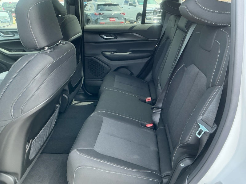 2026 Jeep Grand Cherokee GRAND CHEROKEE LAREDO 4X4