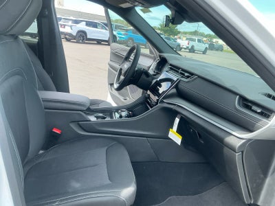 2026 Jeep Grand Cherokee GRAND CHEROKEE LAREDO 4X4