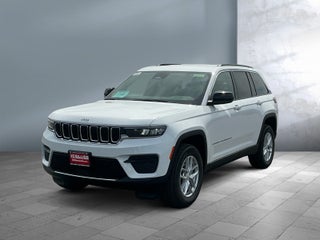 2026 Jeep Grand Cherokee GRAND CHEROKEE LAREDO 4X4