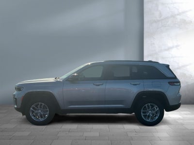2026 Jeep Grand Cherokee GRAND CHEROKEE LAREDO 4X4
