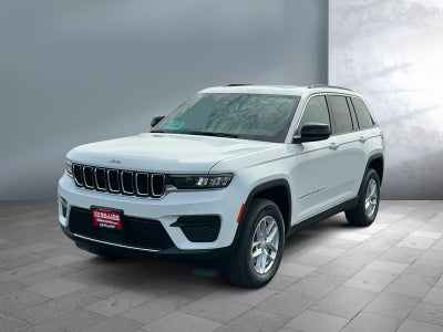 2025 Jeep Grand Cherokee GRAND CHEROKEE LAREDO X 4X4