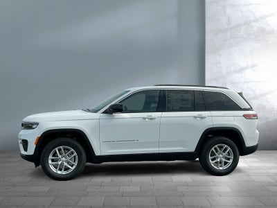 2025 Jeep Grand Cherokee GRAND CHEROKEE LAREDO X 4X4