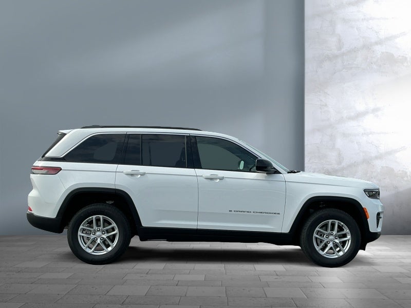 2025 Jeep Grand Cherokee GRAND CHEROKEE LAREDO X 4X4