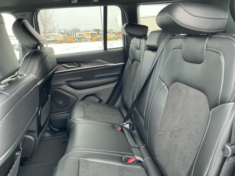 2026 Jeep Grand Cherokee GRAND CHEROKEE ALTITUDE 4X4