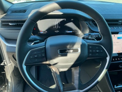 2027 Jeep Grand Cherokee GRAND CHEROKEE LIMITED 4X4