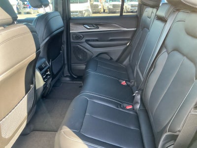 2027 Jeep Grand Cherokee GRAND CHEROKEE LIMITED 4X4