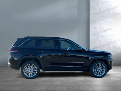 2027 Jeep Grand Cherokee GRAND CHEROKEE LIMITED 4X4