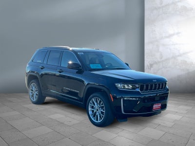 2027 Jeep Grand Cherokee GRAND CHEROKEE LIMITED 4X4