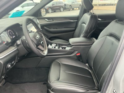 2027 Jeep Grand Cherokee GRAND CHEROKEE LIMITED 4X4