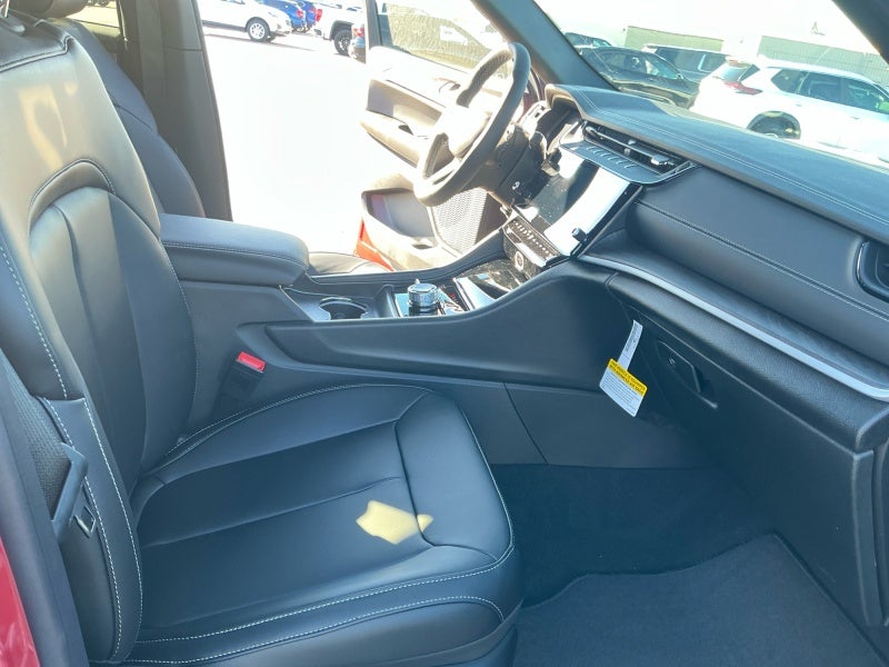 2027 Jeep Grand Cherokee GRAND CHEROKEE LIMITED 4X4