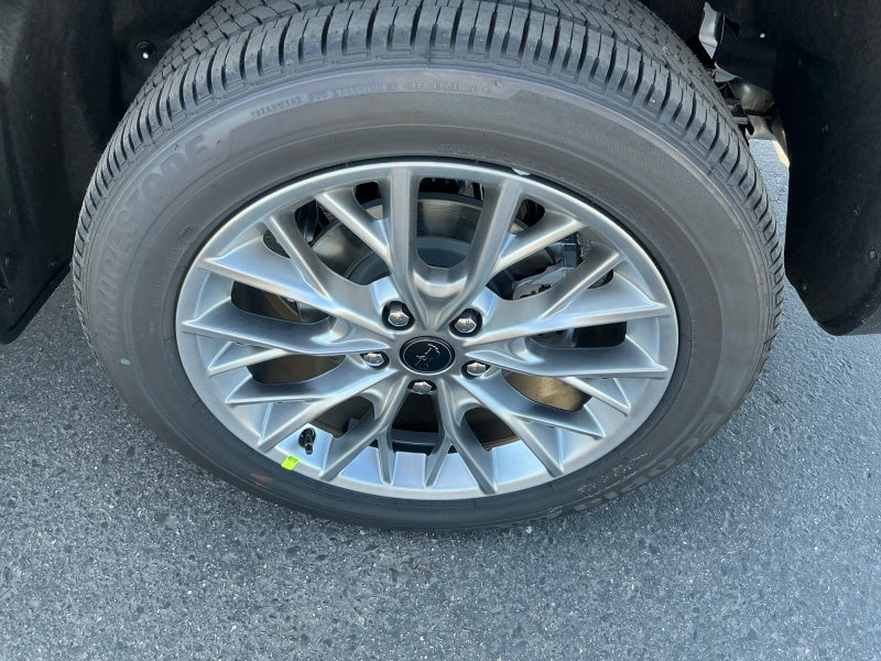 2027 Jeep Grand Cherokee GRAND CHEROKEE LIMITED 4X4