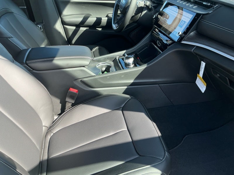 2027 Jeep Grand Cherokee GRAND CHEROKEE LIMITED 4X4
