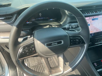 2023 Jeep Grand Cherokee Overland 4x4