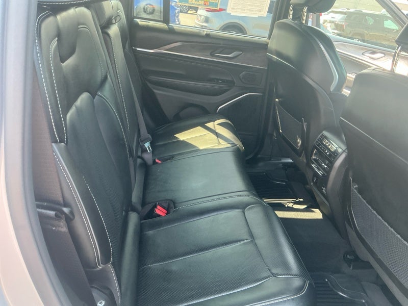 2023 Jeep Grand Cherokee Overland 4x4
