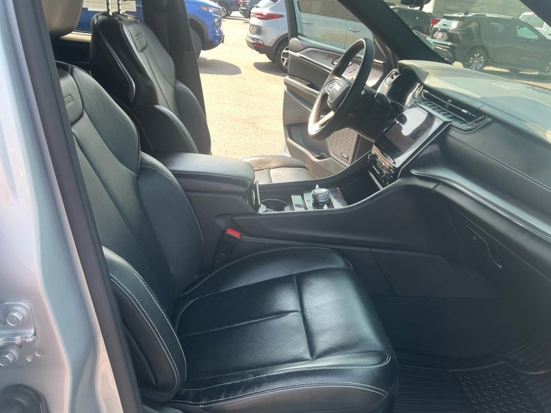 2023 Jeep Grand Cherokee Overland 4x4