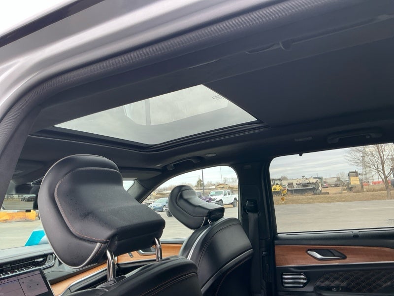 2025 Jeep Grand Cherokee Summit Reserve