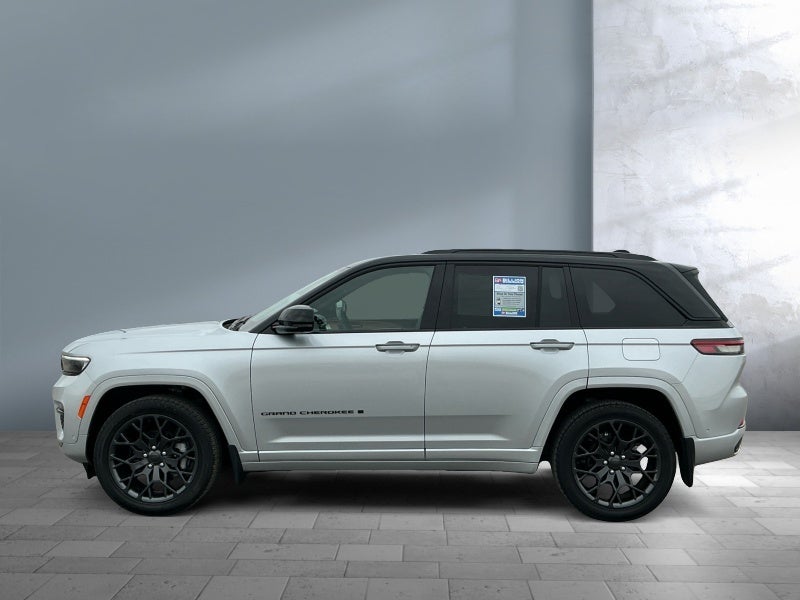 2025 Jeep Grand Cherokee Summit Reserve