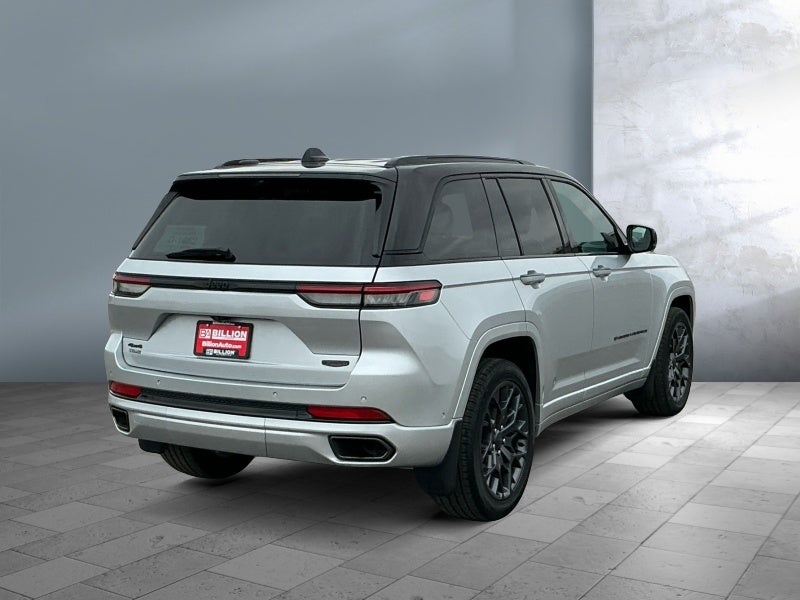 2025 Jeep Grand Cherokee Summit Reserve