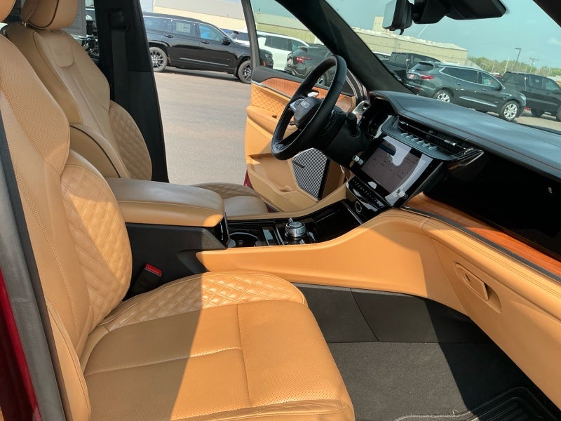 2026 Jeep Grand Cherokee Summit 4x4