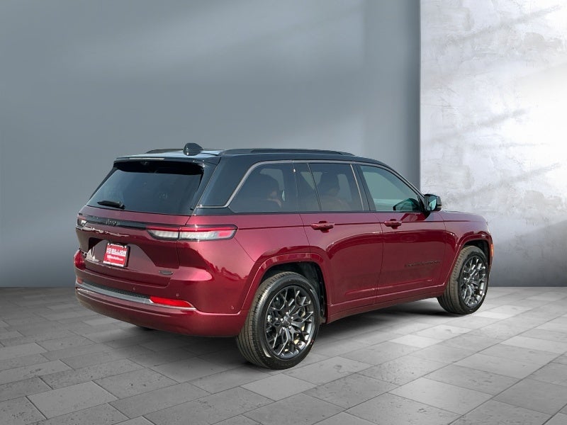 2026 Jeep Grand Cherokee Summit 4x4