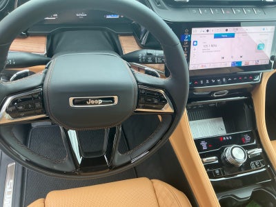 2026 Jeep Grand Cherokee GRAND CHEROKEE SUMMIT 4X4