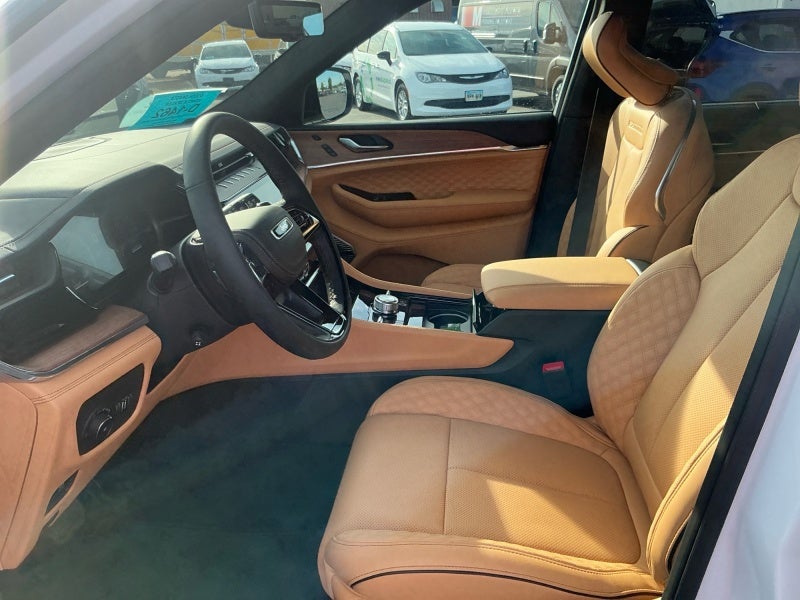 2026 Jeep Grand Cherokee GRAND CHEROKEE SUMMIT 4X4