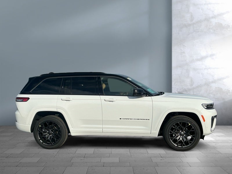 2026 Jeep Grand Cherokee GRAND CHEROKEE SUMMIT 4X4