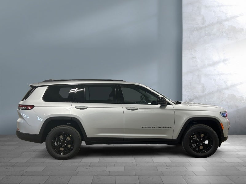 2025 Jeep Grand Cherokee GRAND CHEROKEE L ALTITUDE 4X4
