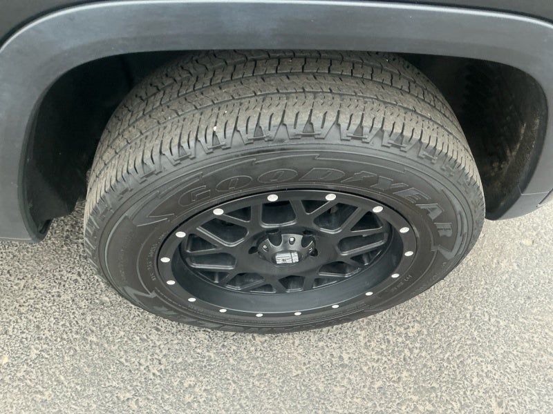 2021 Jeep Grand Cherokee L Laredo 4x4