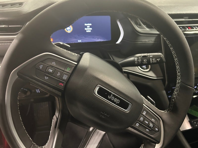 2025 Jeep Grand Cherokee GRAND CHEROKEE L ALTITUDE 4X4