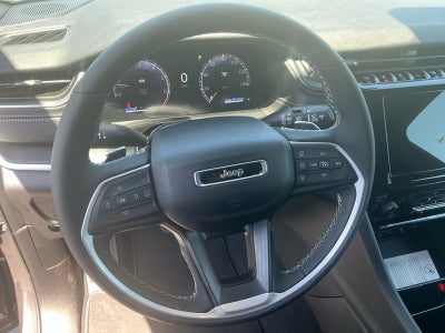 2026 Jeep Grand Cherokee GRAND CHEROKEE L LAREDO X 4X4